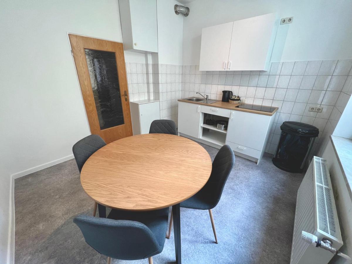 7 Betten Zentrale Lage Bahn Messe Apartment Hannover Bagian luar foto